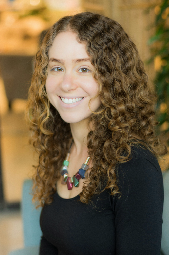 Read more about the article Yael Stern*