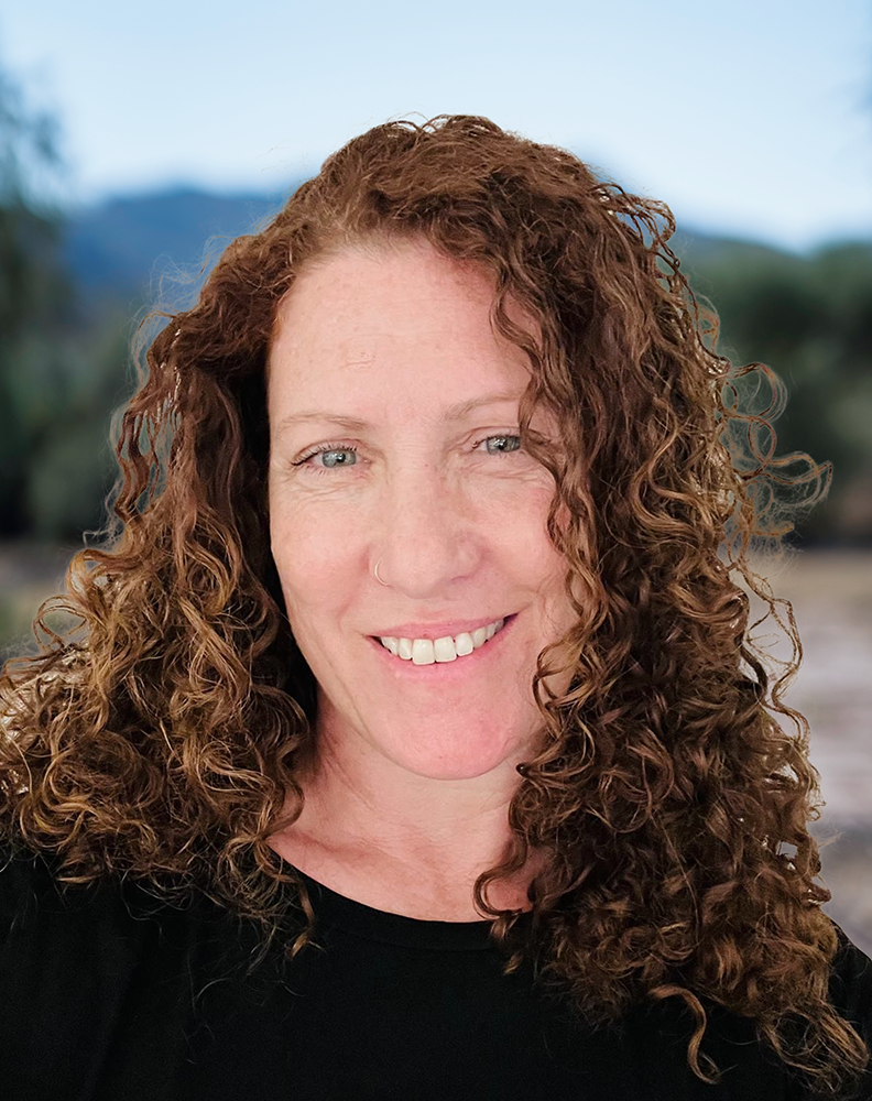 Read more about the article Shlomit DeLouya