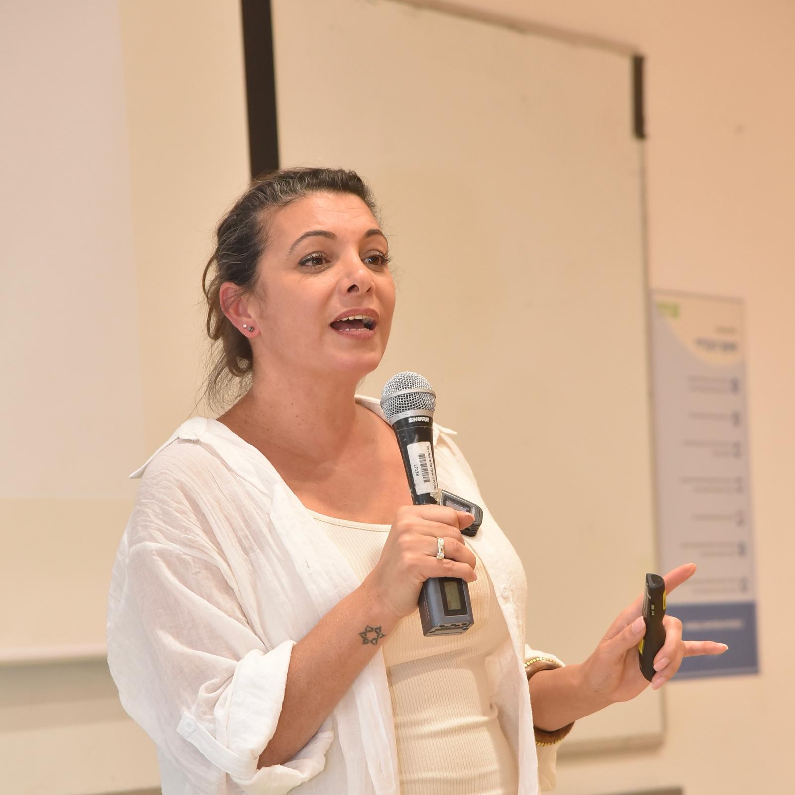 Read more about the article Liat Cohen Raviv
